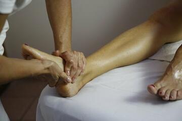 Photo soin jambes Spa thermal Aix les bains