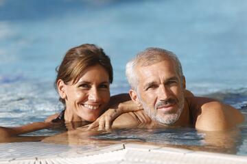 Aix les Bains_Thermes Chevalley_Détente couple piscine 53