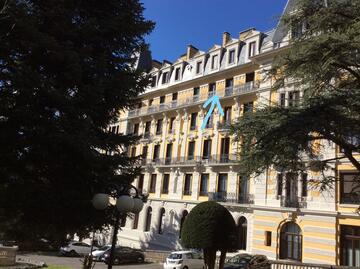 LE BERNASCON FACADE
