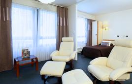 LES AIGUES BLANCHES SALON LES AIGUES BLANCHES SALON