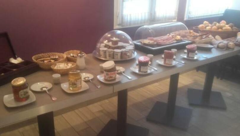 buffet petit déjeuner