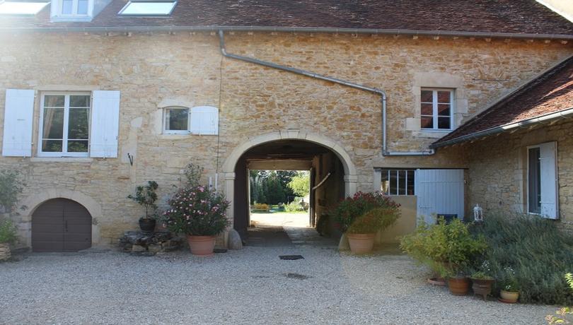 GITES DU CHATEAU - GEVINGEY - Lons-le-Saunier ...
