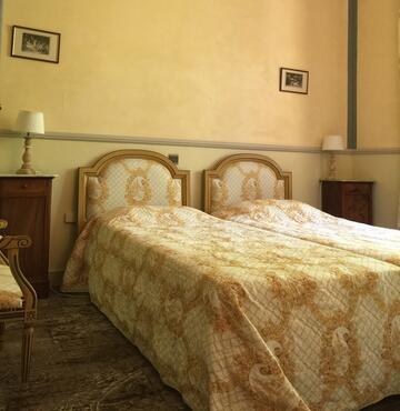 7 CHAMBRE