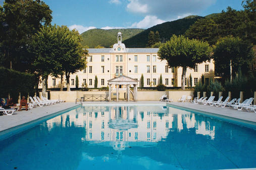 Chateau Des Gipieres Sarl Cebbon Locarent Montbrun Les Bains