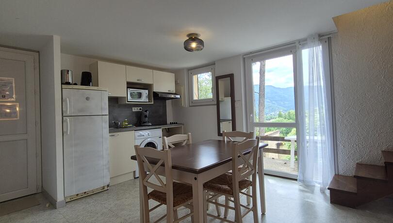 domaine de la blancarde - coin salle à manger cuisine