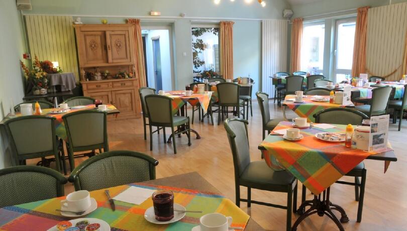 Salle petit déjeuner