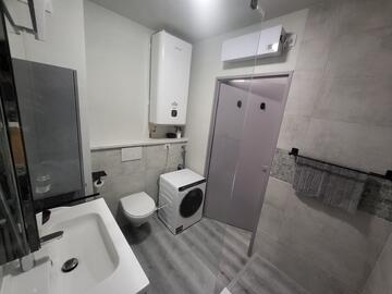 SALLE D'EAU - AUTRE VUE