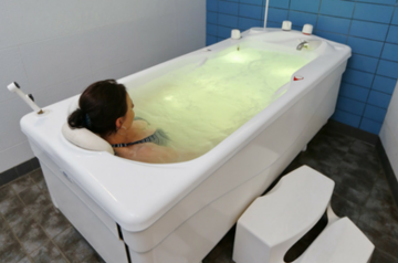 soin cure thermale rhumatologie - bain avec aérobain