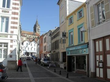 Vue de la Rue des Bains